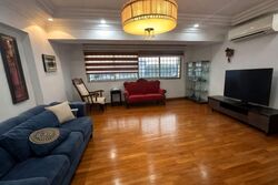 Blk 556 Jurong West Street 42 (Jurong West), HDB Executive #562594861